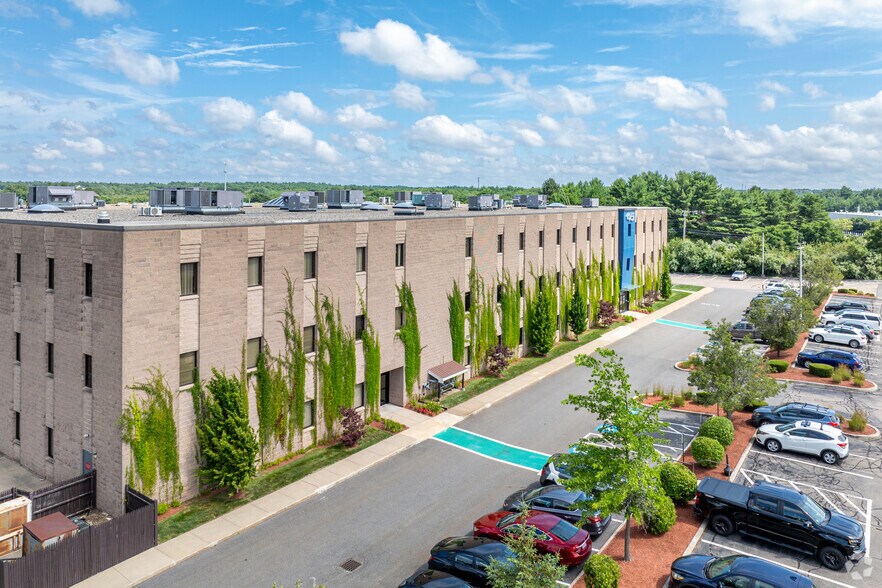 15-45 Dan Rd, Canton, MA à louer - Photo du bâtiment - Image 3 de 9