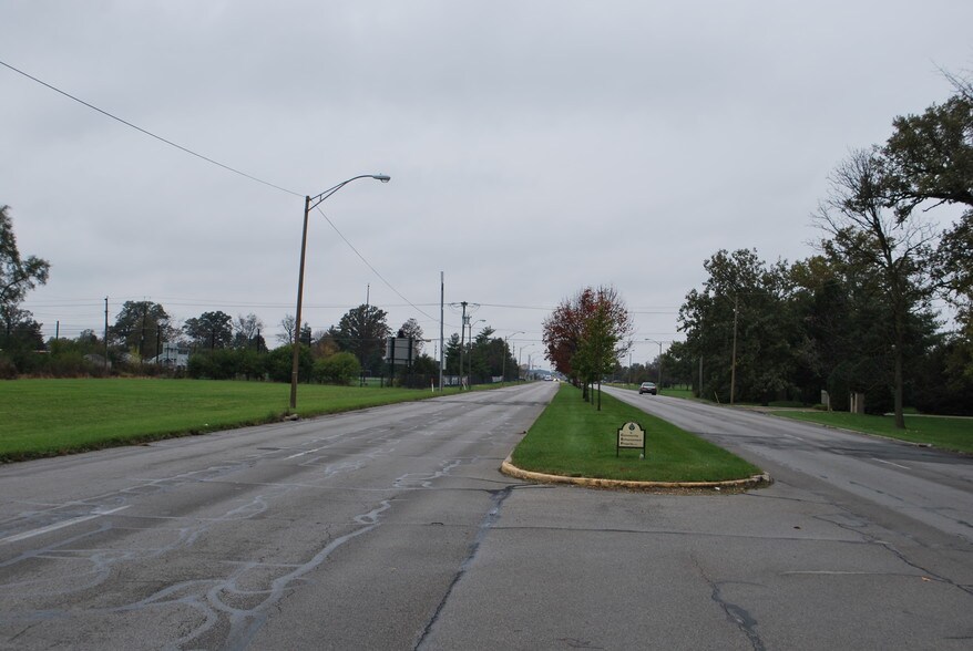 McGalliard, Muncie, IN à vendre - Photo principale - Image 1 de 5