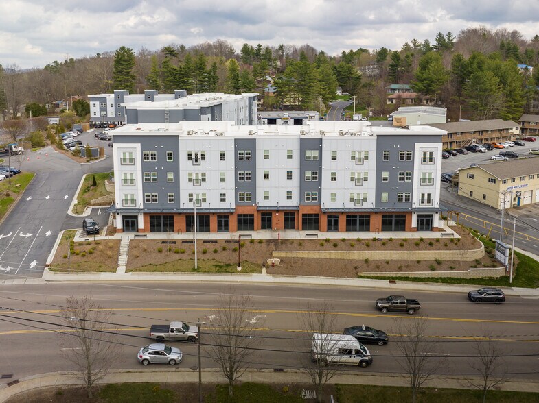 199 Highway 105 Ext, Boone, NC for lease - Building Photo - Image 2 of 8