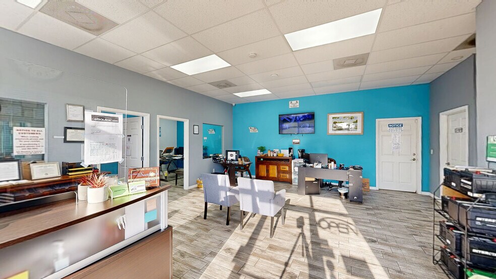 2618 Sanford Ave, Sanford, FL à louer - Numérisation 3D de Matterport - Image 2 de 21