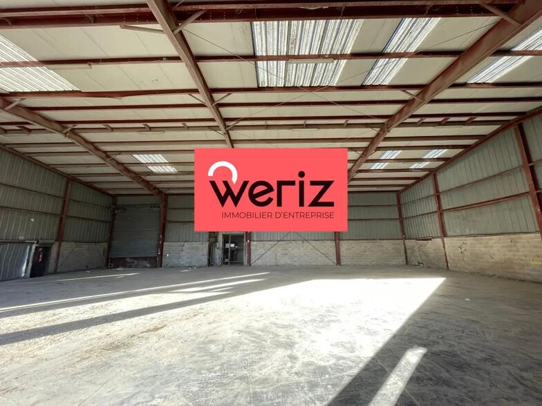 Office in Aubagne for lease - Interior Photo - Image 3 of 9