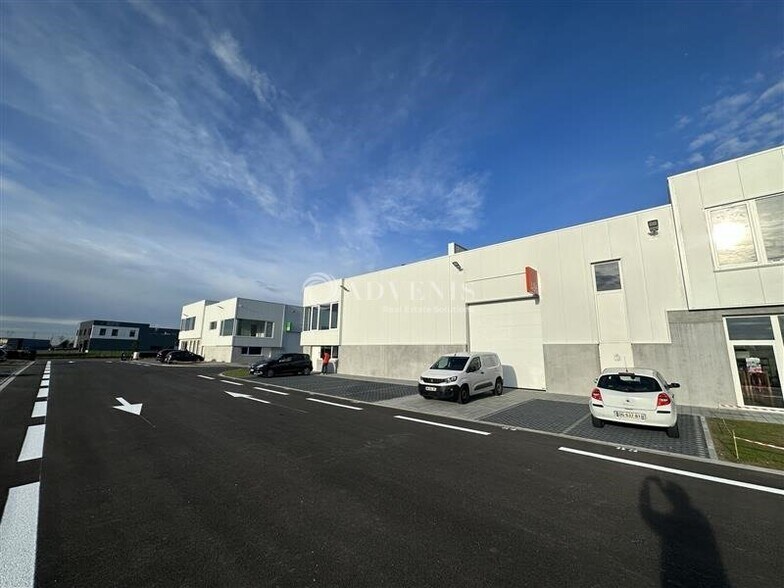 Flex dans Escaudain à louer - Photo du bâtiment - Image 2 de 7