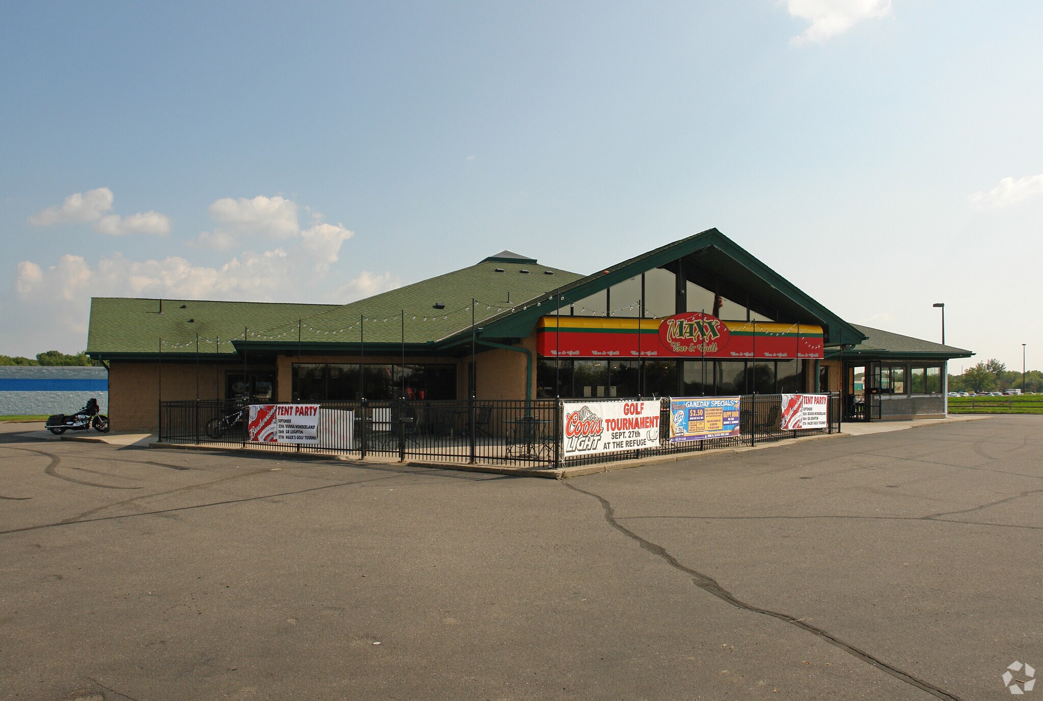 17646 NE Central Ave, Ham Lake, MN à vendre Photo principale- Image 1 de 75