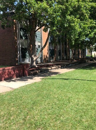 Plus de détails pour 901 SW Tyler St, Topeka, KS - Multi-résidentiel à vendre