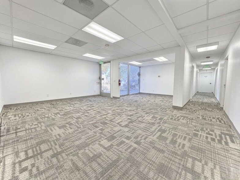 797 San Antonio Rd, Palo Alto, CA à louer - Photo du bâtiment - Image 3 de 14
