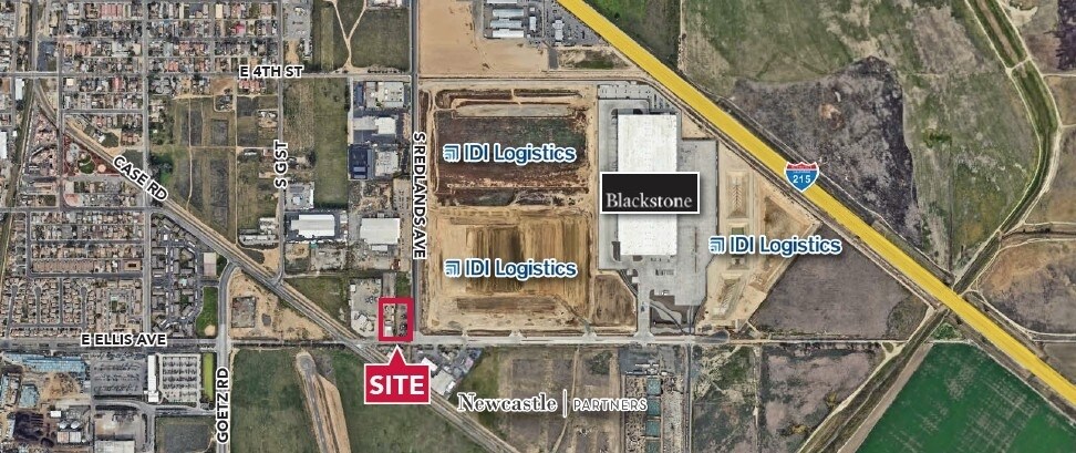 350 E Ellis Ave, Perris, CA à vendre - Photo du bâtiment - Image 2 de 3