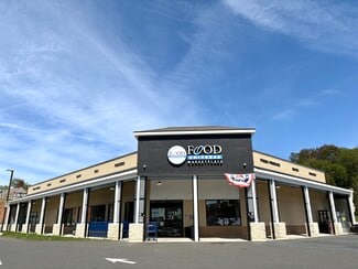 Plus de détails pour 96 Grove St, Waterbury, CT - Commerce de détail à vendre