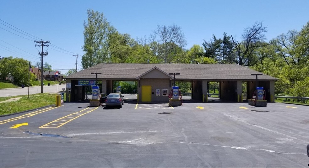 8635 Airport Rd, Berkeley, MO à vendre - Photo du bâtiment - Image 2 de 2