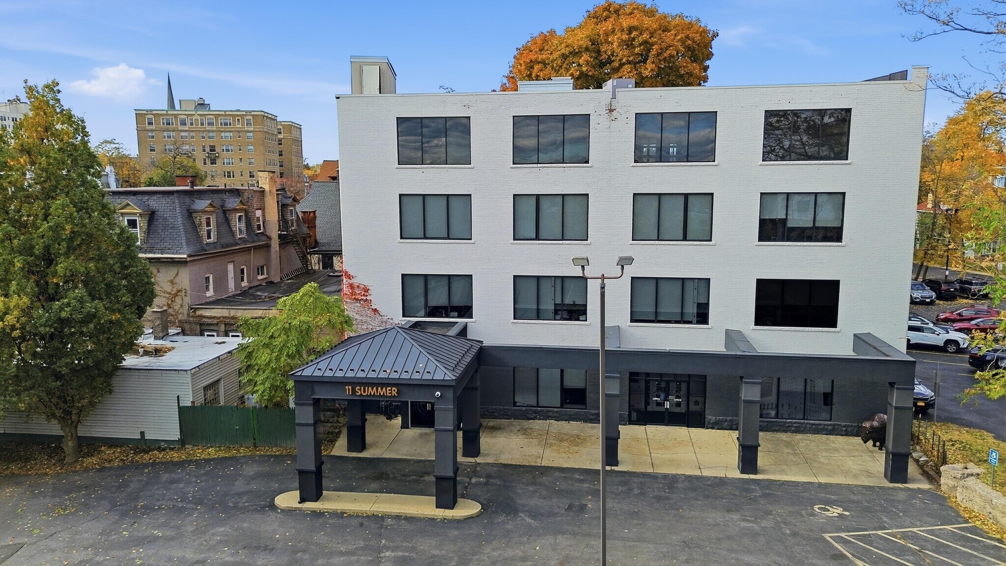 11 Summer St, Buffalo, NY à vendre Photo principale- Image 1 de 15