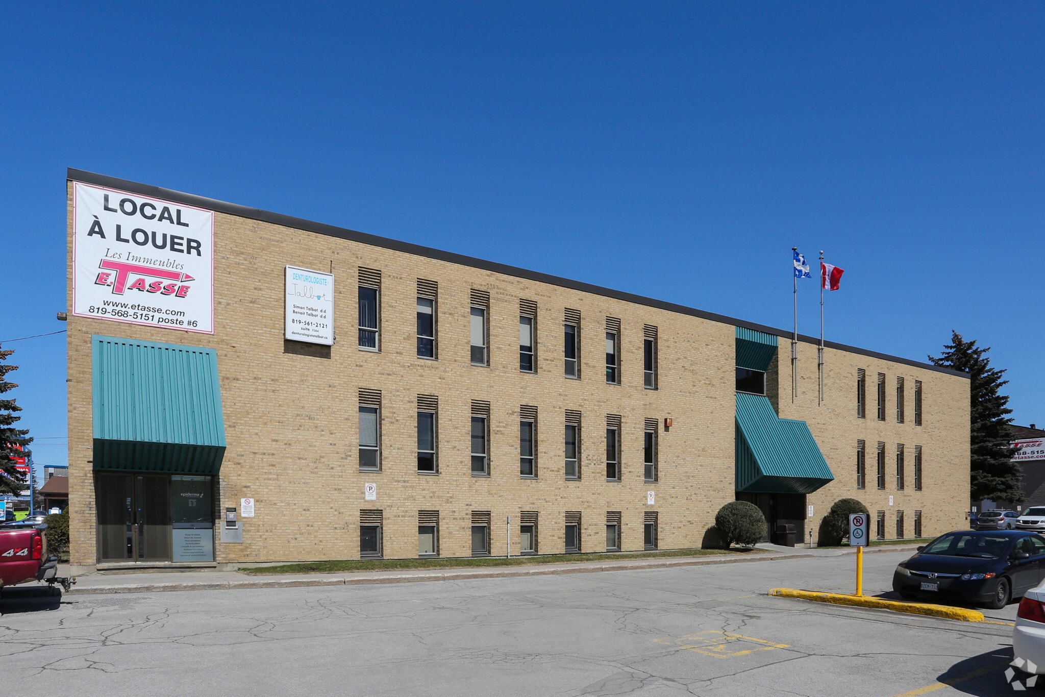 355-365 Boul Gréber, Gatineau, QC for sale Primary Photo- Image 1 of 1