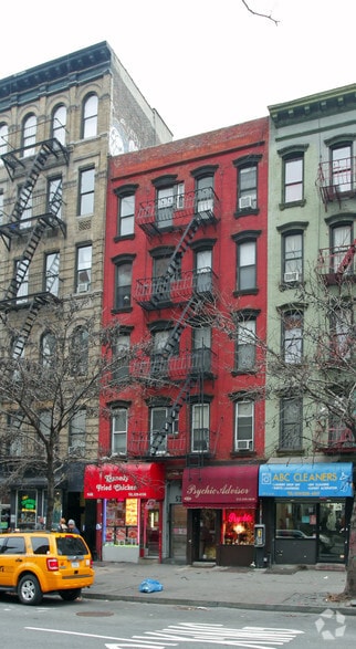 536 E 14th St, New York, NY à louer - Photo principale - Image 1 de 3