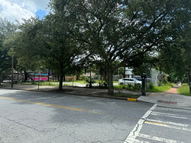 537 Broughton St, Savannah, GA à vendre - Photo du bâtiment - Image 3 de 6