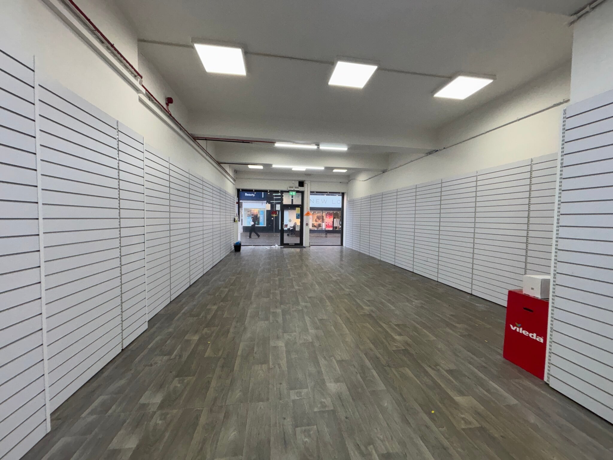 82-84 Dockhead St, Saltcoats for lease Interior Photo- Image 1 of 1