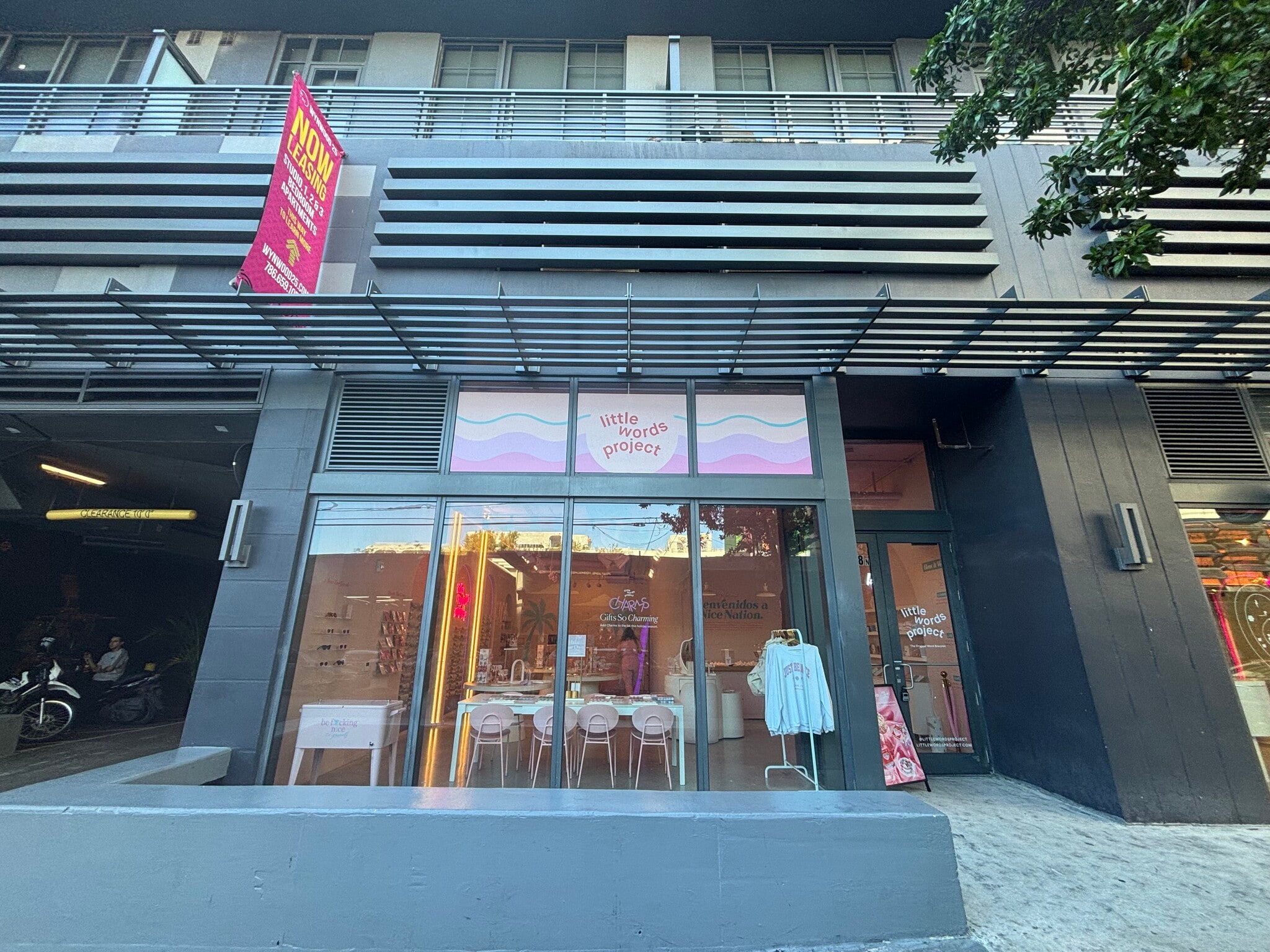 240 NW 25th St, Miami, FL for lease Building Photo- Image 1 of 14