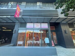 240 NW 25th St, Miami, FL for lease Building Photo- Image 1 of 14