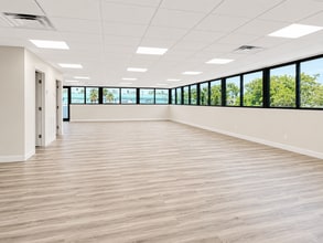 675 W Indiantown Rd, Jupiter, FL for lease Interior Photo- Image 2 of 2