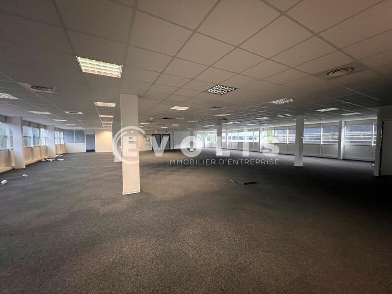 Office in Mérignac for lease - Interior Photo - Image 3 of 6
