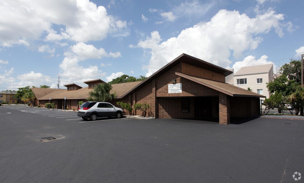 3615 Central Ave, Fort Myers, FL à louer - Photo du bâtiment - Image 2 de 6