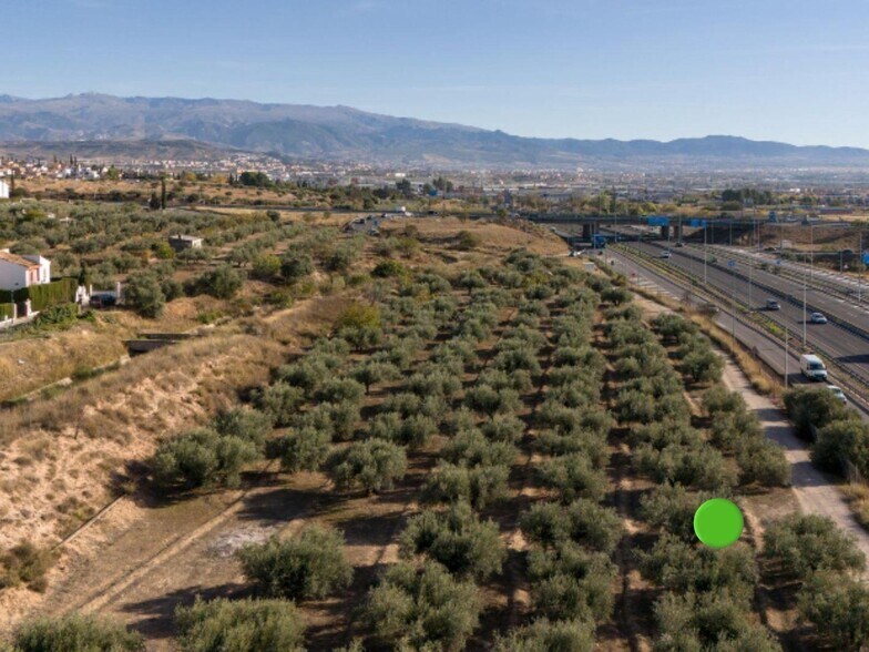 Calle los Juncos, Albolote, Granada for sale - Primary Photo - Image 1 of 29