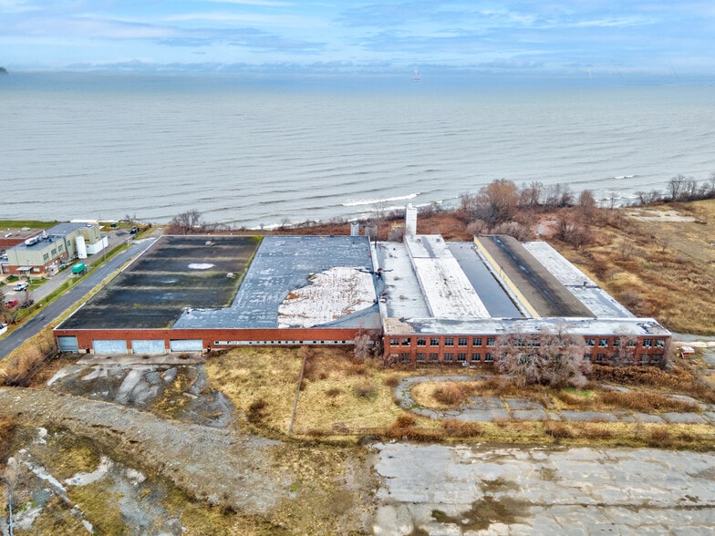 91 Michell St, Oswego, NY for sale - Building Photo - Image 3 of 49