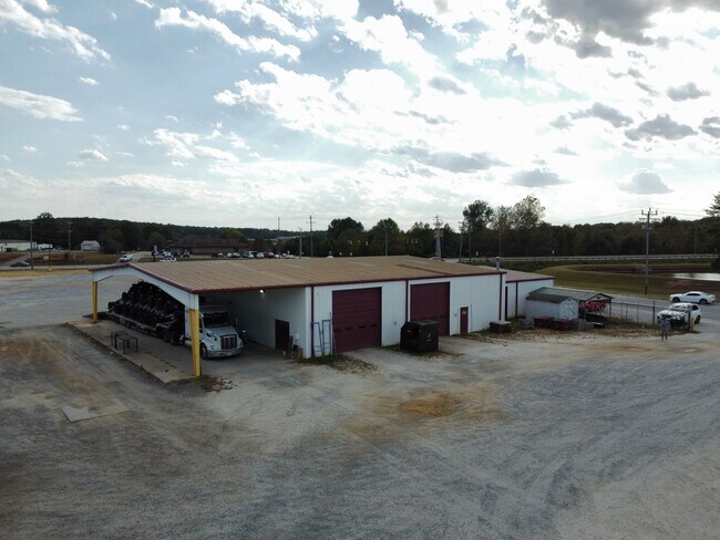 Plus de détails pour 452 Hyatt St, Gaffney, SC - Industriel à louer