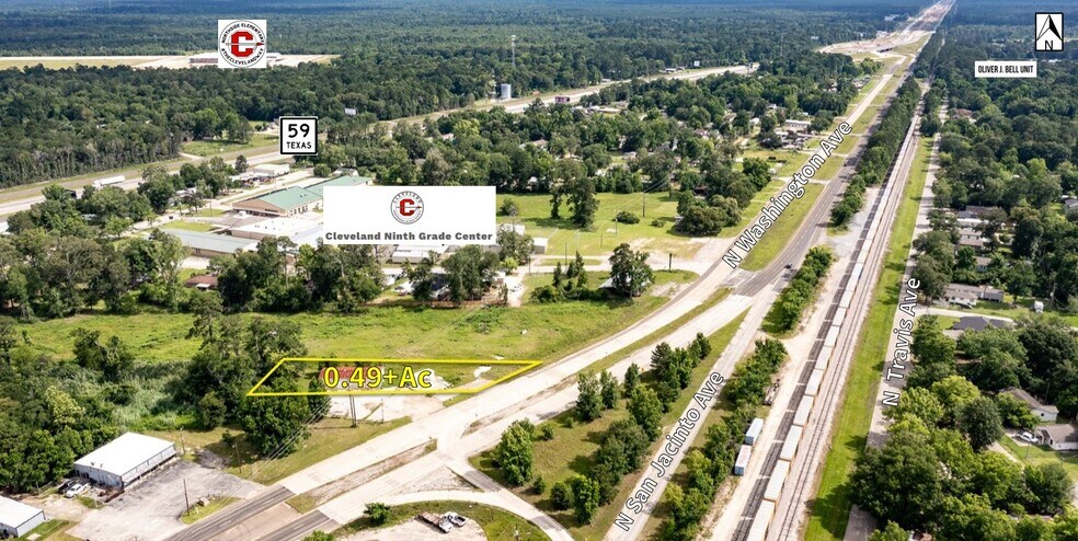 1500 N Washington Ave, Cleveland, TX à vendre - Photo du bâtiment - Image 2 de 16