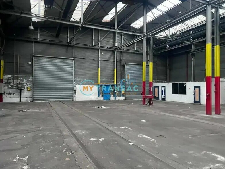 Flex in Corbeil-Essonnes for lease - Building Photo - Image 3 of 6