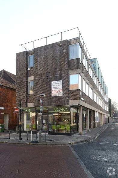 42 South Street And 1 Old Market Avenue portefeuille de 2 propriétés à vendre sur LoopNet.ca - Photo principale - Image 1 de 2