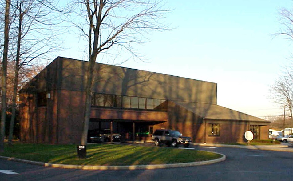 2 Route 31 S, Pennington, NJ à louer - Photo du bâtiment - Image 2 de 6