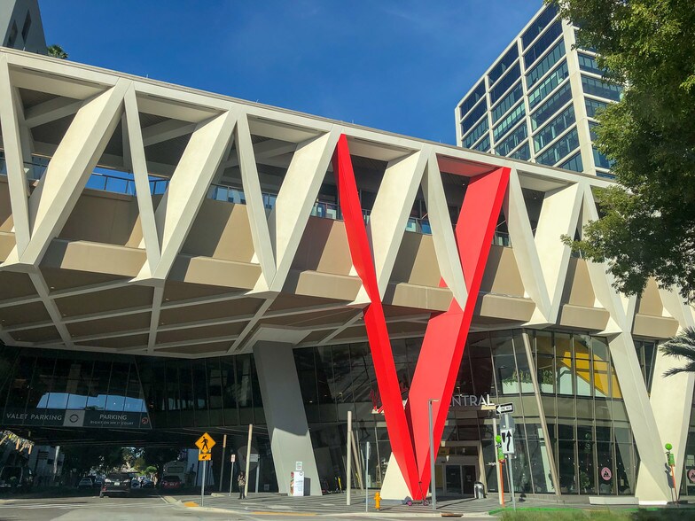 542 N Miami Ave, Miami, FL à louer - Photo du bâtiment - Image 3 de 30