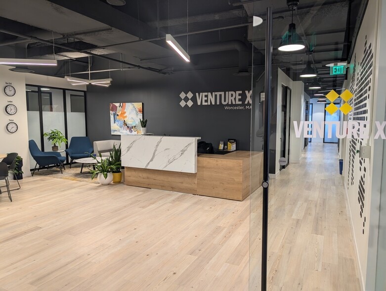 100 Front St, Worcester, MA for lease - Lobby - Image 2 of 20