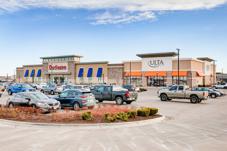 4824-4832 Thompson Pky, Johnstown, CO à vendre - Photo du bâtiment - Image 2 de 8