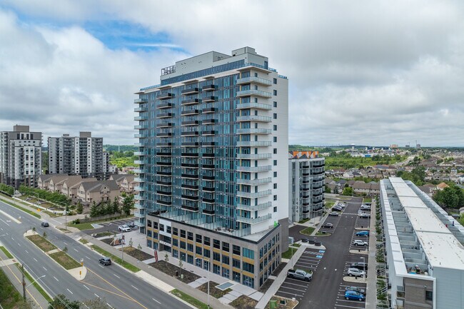 Plus de détails pour 1442 Highland Rd W, Kitchener, ON - Commerce de détail à louer