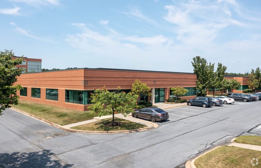 7085 Samuel Morse Dr, Columbia, MD à louer - Photo du bâtiment - Image 1 de 5