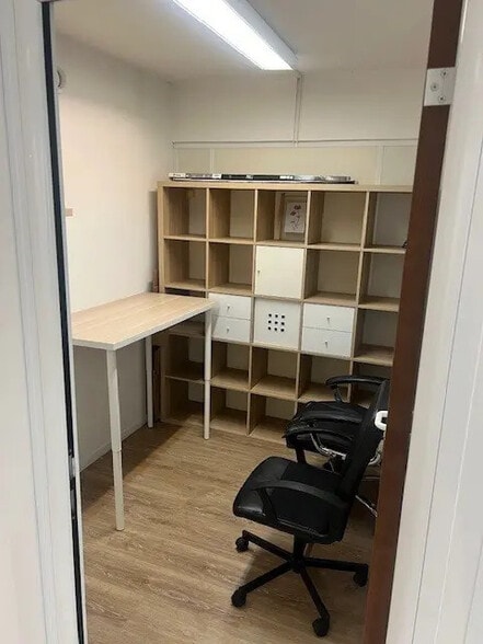 Bureau dans Évry-Courcouronnes à louer - Photo intérieure - Image 3 de 3