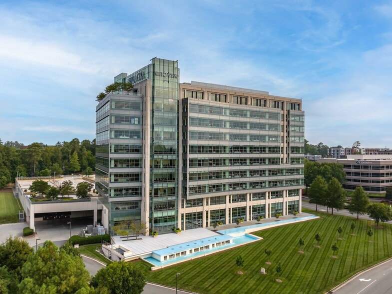 4820 Emperor Blvd, Durham, NC à louer - Photo du bâtiment - Image 2 de 15