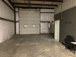 421 Breaden Dr, Monroe, OH for lease Interior Photo- Image 2 of 5