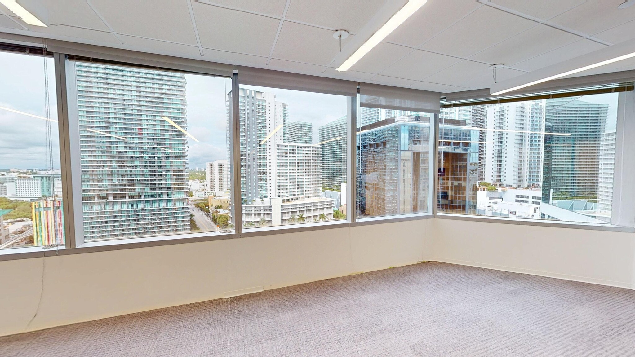 1221 Brickell Ave, Miami, FL for lease Interior Photo- Image 1 of 11