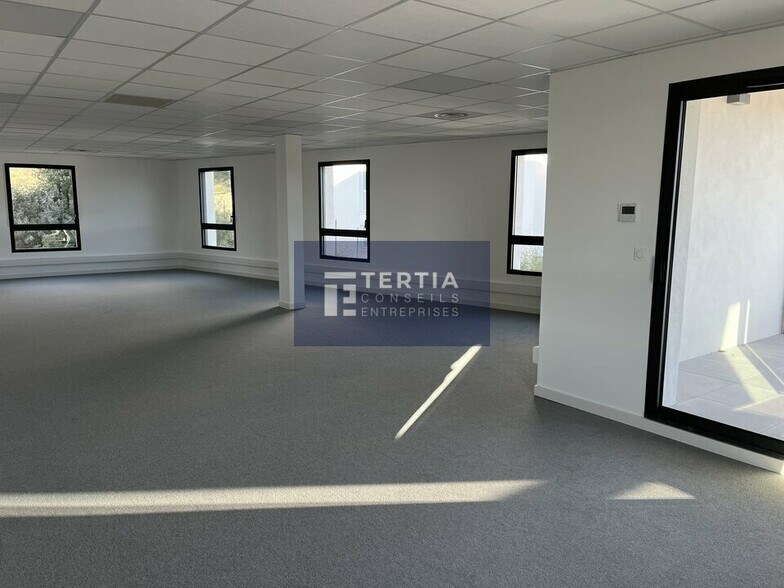 Office in Grabels for lease - Interior Photo - Image 1 of 7