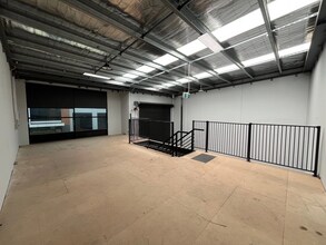 31-42 Aspen Cct, Springvale for lease Interior Photo- Image 2 of 4