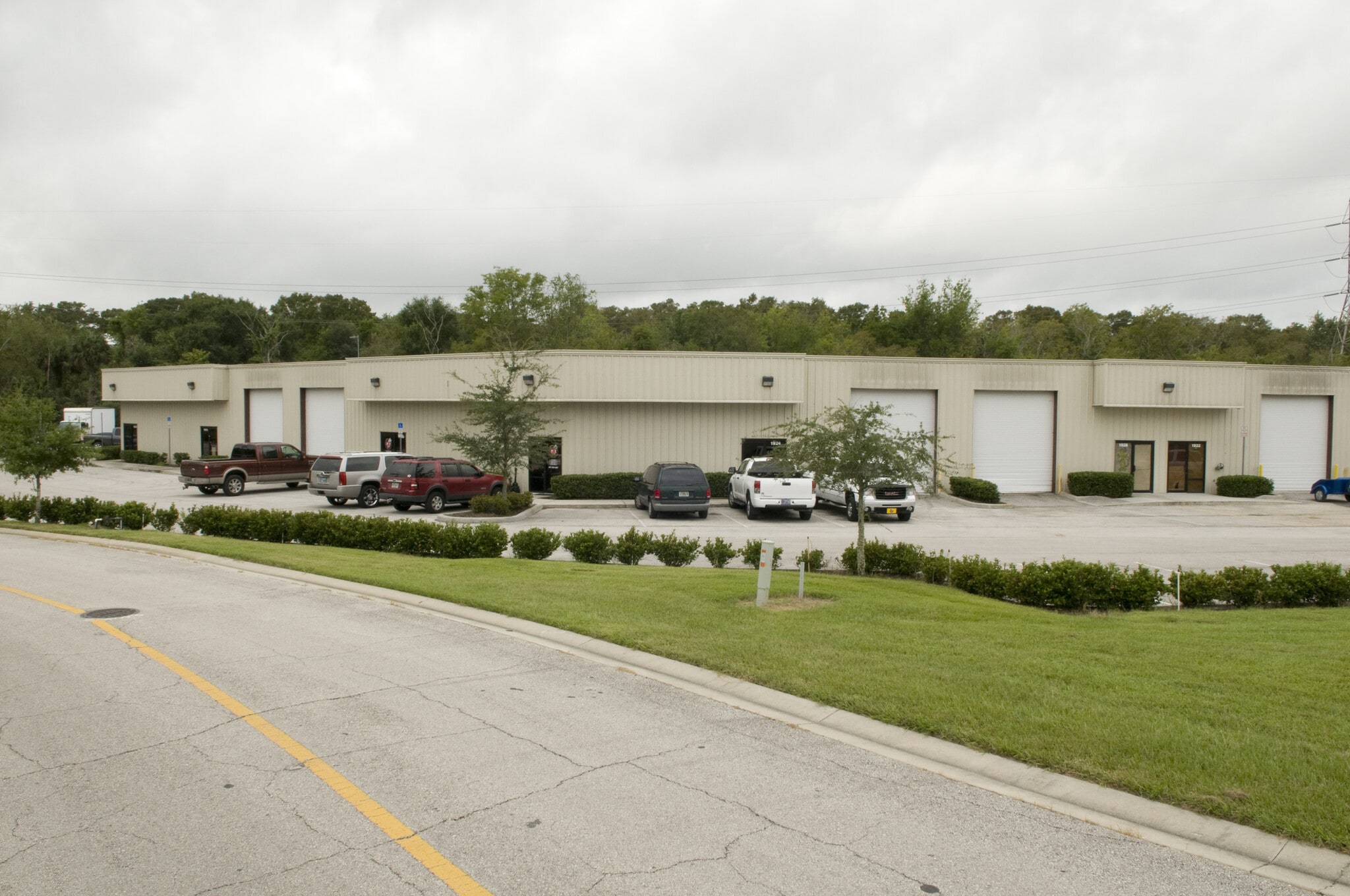 1900-1940 Dolgner Pl, Sanford, FL for lease Building Photo- Image 1 of 1