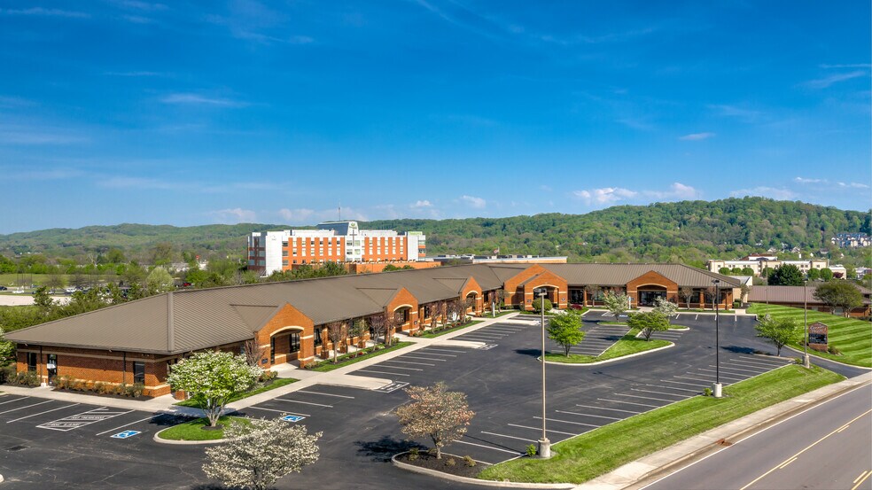 7714 Conner Rd, Powell, TN à louer - Photo du bâtiment - Image 3 de 4