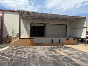 3905-3909 NW 36th St, Oklahoma City, OK for lease Building Photo- Image 2 of 3