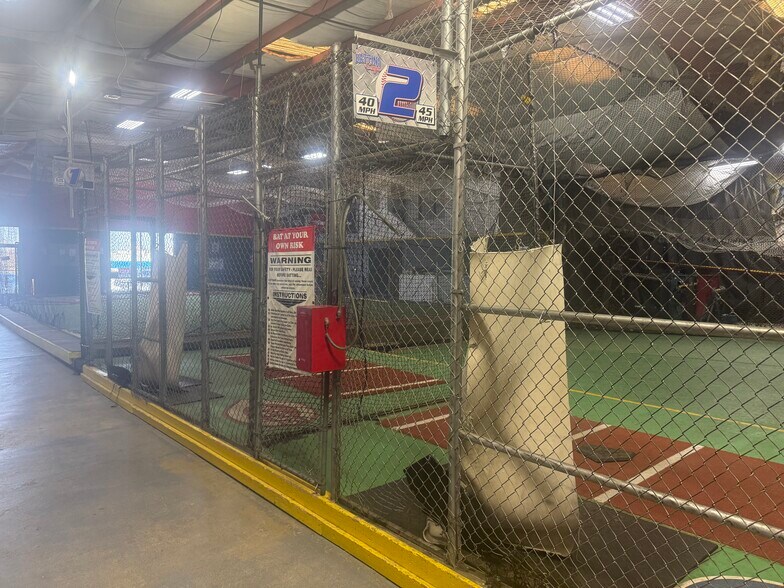 3152 1/2 Dixie Hwy, Erlanger, KY à vendre - Photo intérieure - Image 2 de 4