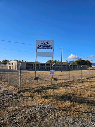 Plus de détails pour 521 Fairbanks St, Pahrump, NV - Spécialité à vendre