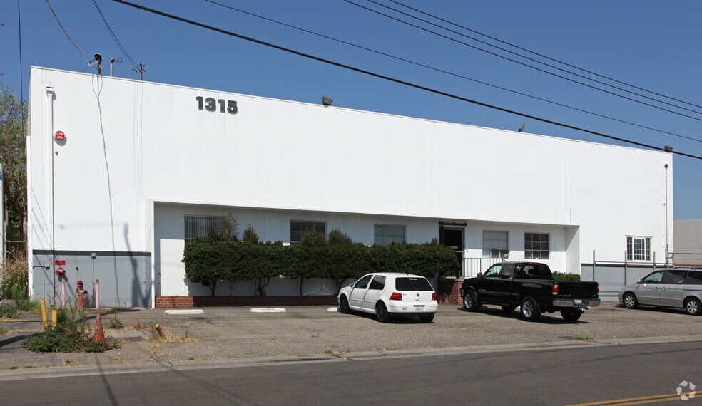 1315 S Claudina St, Anaheim, CA à louer - Photo du bâtiment - Image 2 de 10