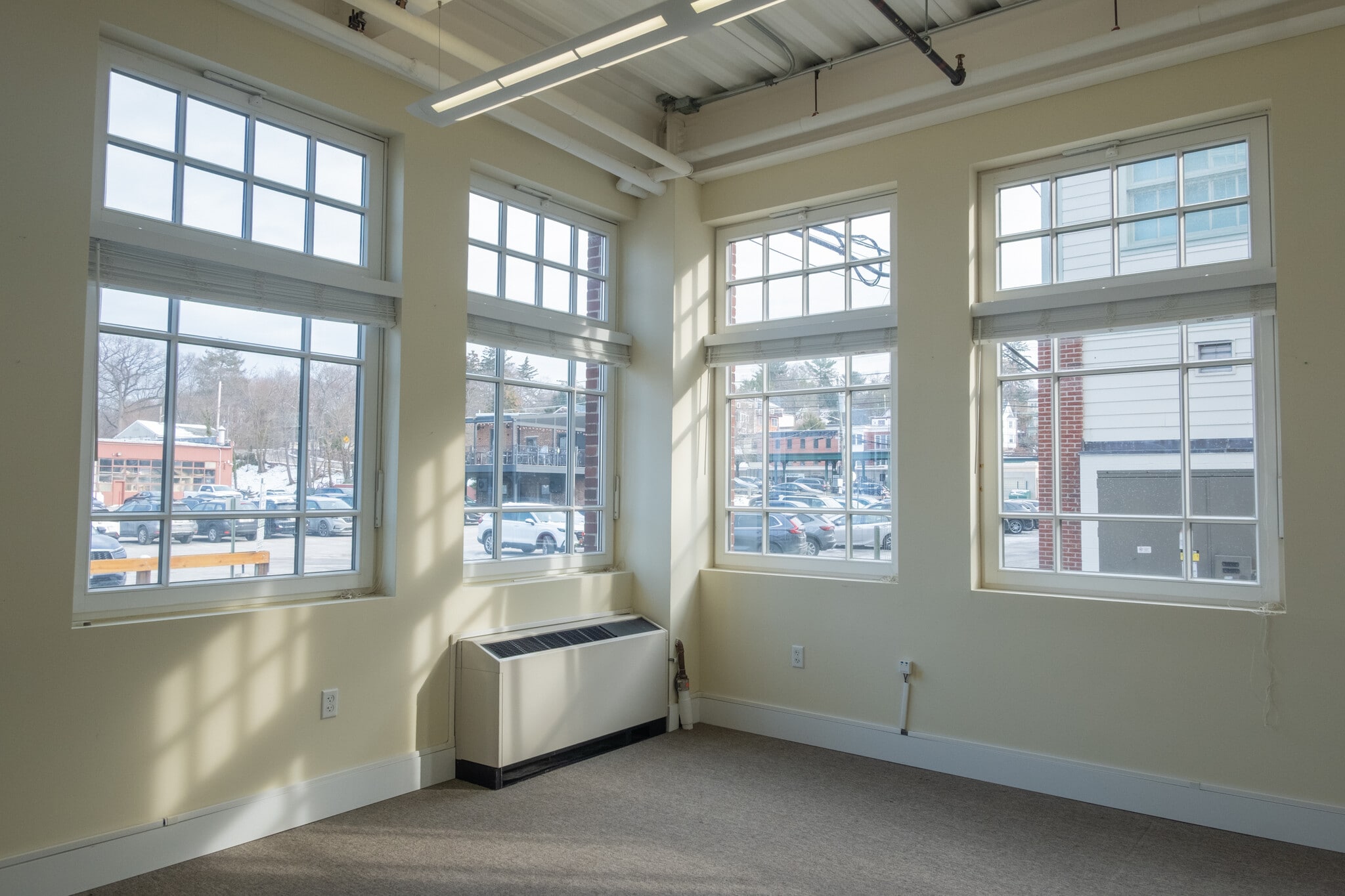 3 W Main St, Irvington, NY à louer Photo intérieure- Image 1 de 2