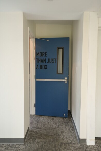 26022 Budde Rd, The Woodlands, TX for lease - Interior Photo - Image 3 of 25