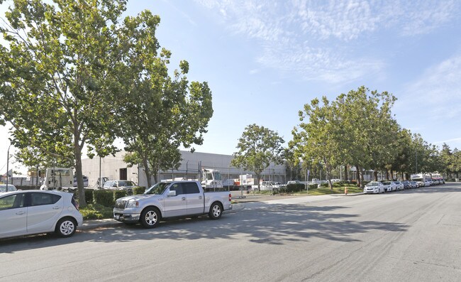 Plus de détails pour 40745 Encyclopedia Cir, Fremont, CA - Industriel à louer