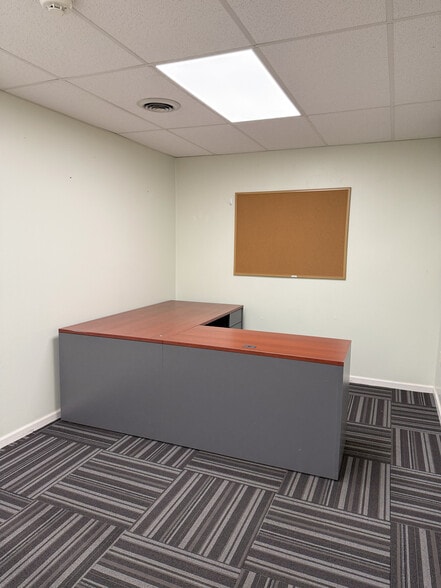 340 S Liberty St, Orwigsburg, PA for lease - Building Photo - Image 3 of 7